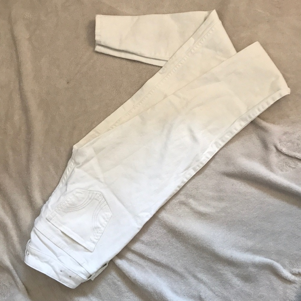 White holister super skinny jeans